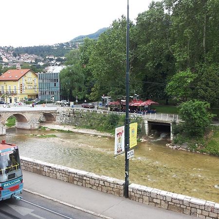 Studio Park Apartment Sarajevo Bagian luar foto