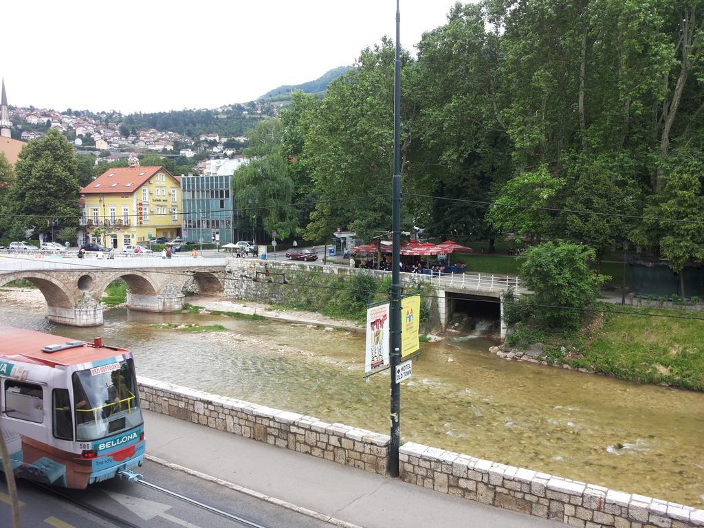 Studio Park Apartment Sarajevo Bagian luar foto